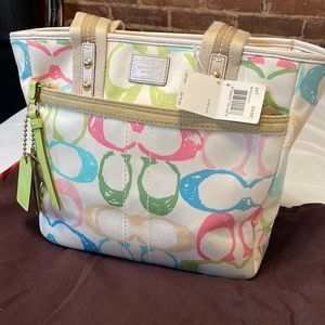 Coach Hampton Weekend Pastel Scribble Tote - NWT
